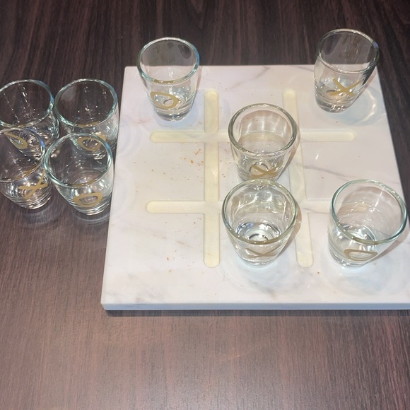 10 Piece Shot Time Tic-Tac-Toe Game - Picture 6 of 7